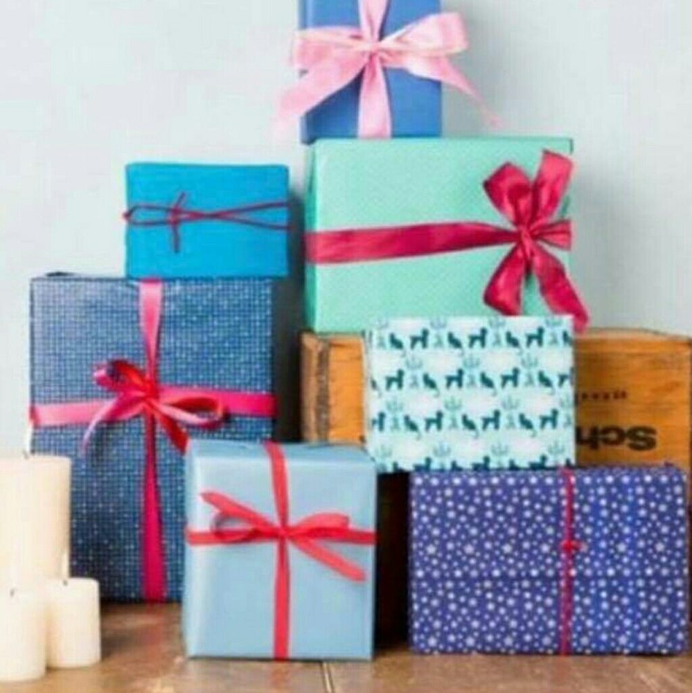 Mystery clothes bundle